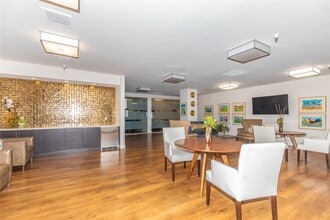 Building Photo - 1825 Mission St