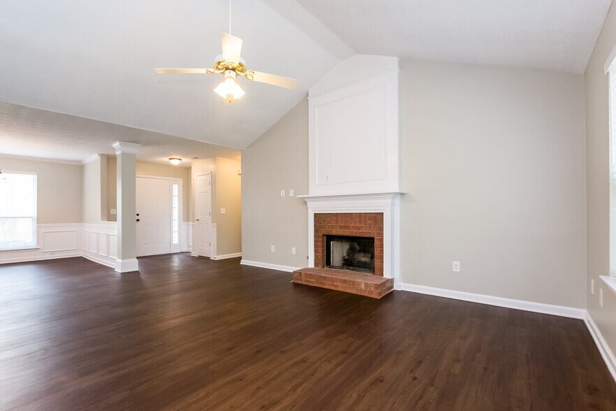 Building Photo - 3065 Trotters Field Dr SW
