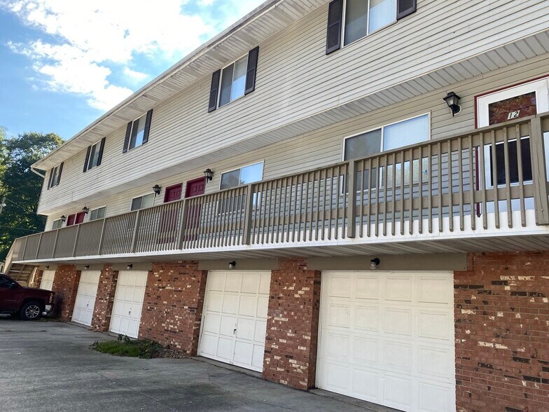 Building Photo - 1936 Highland Park Road