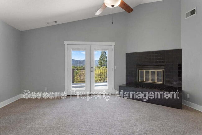 Building Photo - 1688 El Capitan Dr
