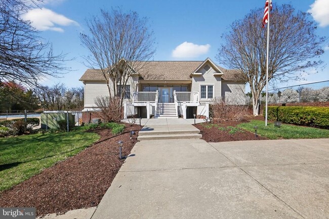 Building Photo - 6118 Bristol Way