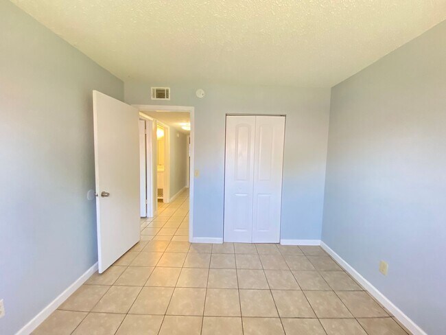 Building Photo - $100 off if rented before June 15th!  3/2 ...