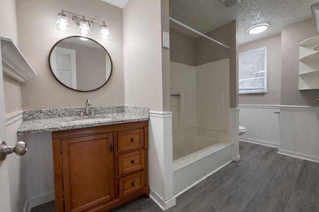 Building Photo - 331 Belleville Ave