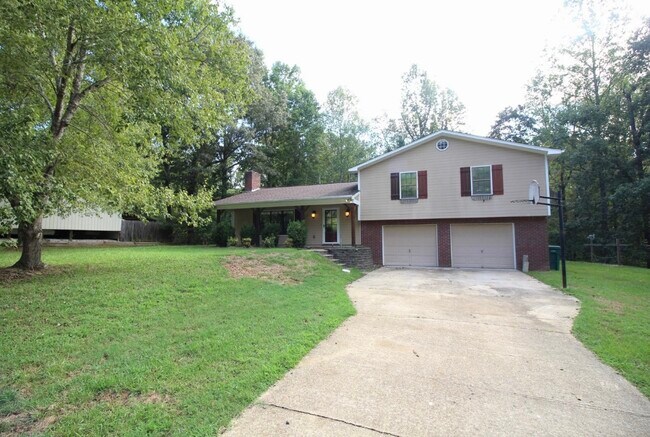 Primary Photo - 175 Fern Ridge Rd
