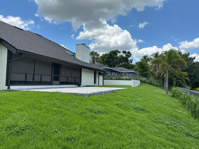 Building Photo - 4 Bedroom 3 Bathroom in Winter Haven