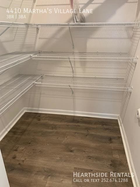 Building Photo - 4410 Marthas Vlg Ln