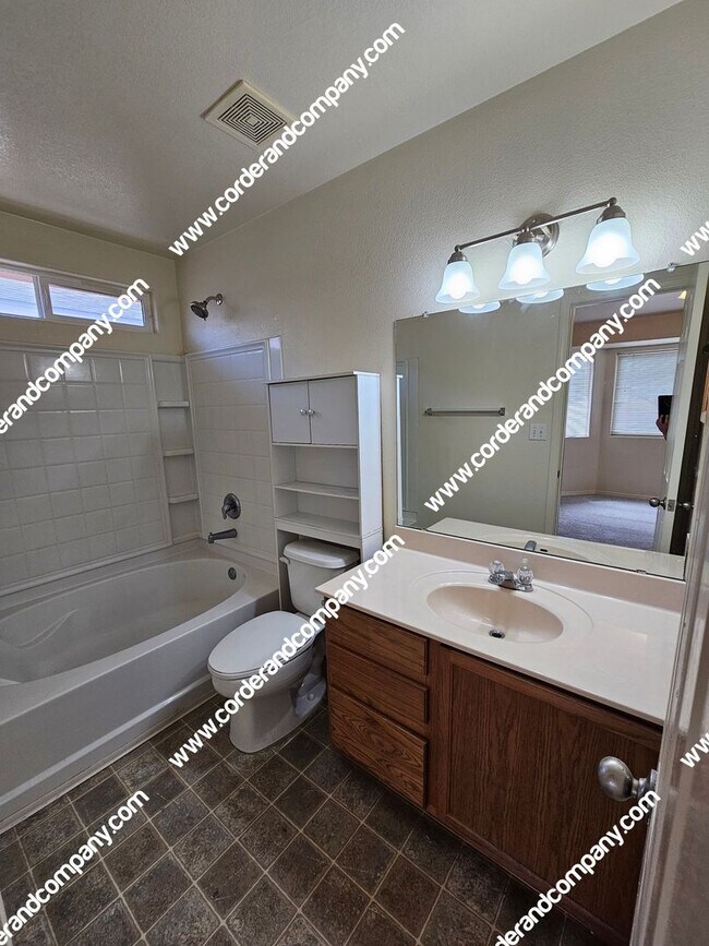 Building Photo - Beautiful 3 Bedroom, 2 Bathroom, 2 Car Garage and 1,481 Sq Ft. Home in Ventana Rancho Community.