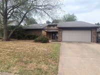 Building Photo - 1212 Kingston Ct