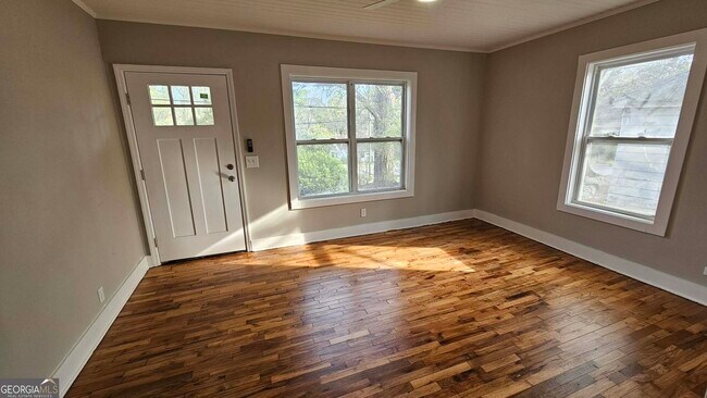 Building Photo - 481 W Johnston St