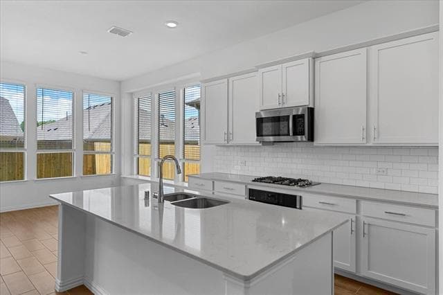 Building Photo - 812 Morwenna Rd