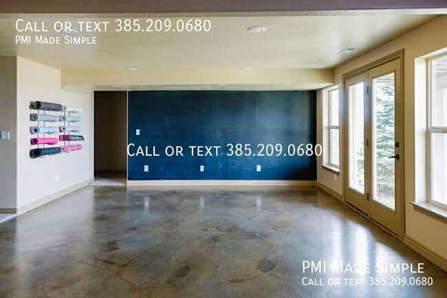 Building Photo - 1777 Crimson Oak Dr