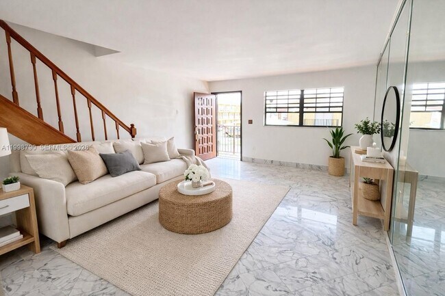 Building Photo - 1283 W 51st Pl