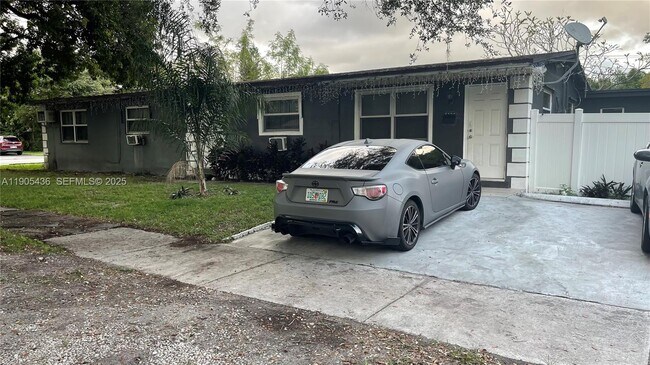 Building Photo - 6390 Hayes St