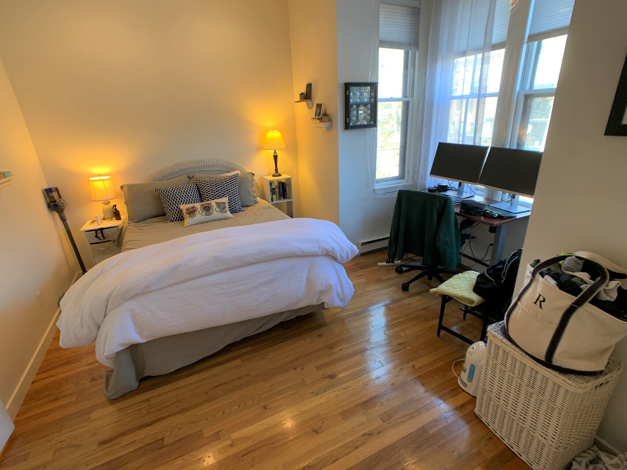 Building Photo - 229 W Canton St