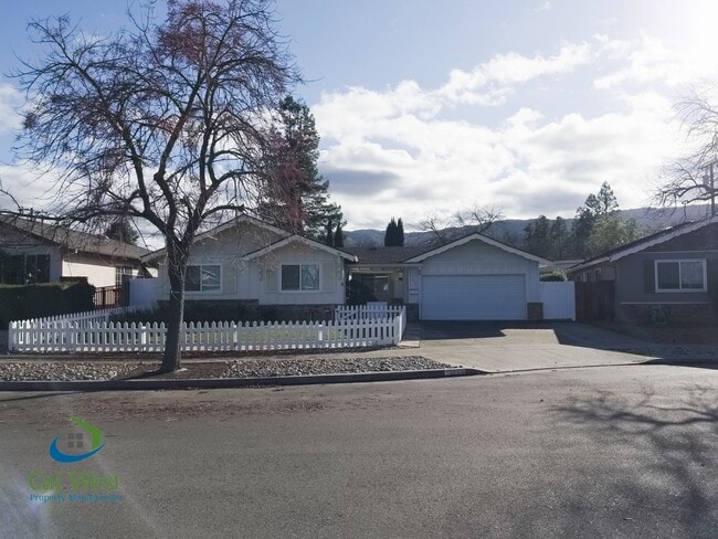 Building Photo - $4,795 - Beautiful 4 beds/2 Baths Home near Los Gatos Border