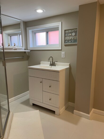 Building Photo - 2551 57th Ave SW