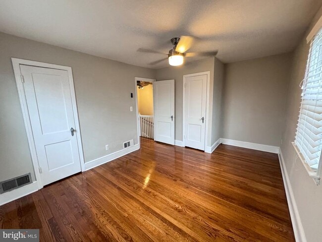 Building Photo - 1600 Princess St