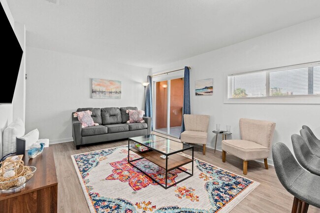 Building Photo - 4000 Gulf Terrace Dr