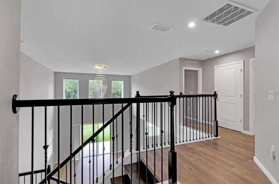 Building Photo - 6018 Glory Bower Dr