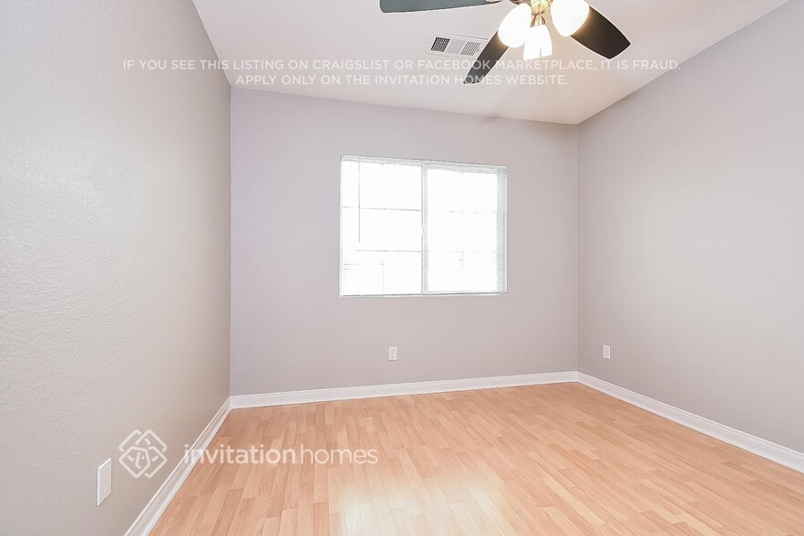 Building Photo - 8764 Country View Ave