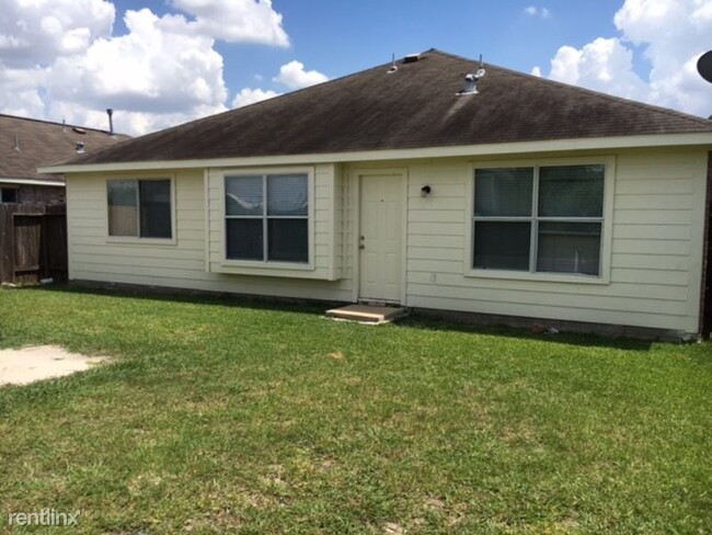 Building Photo - 3 br, 2 bath House - 1139 Richcrest Dr
