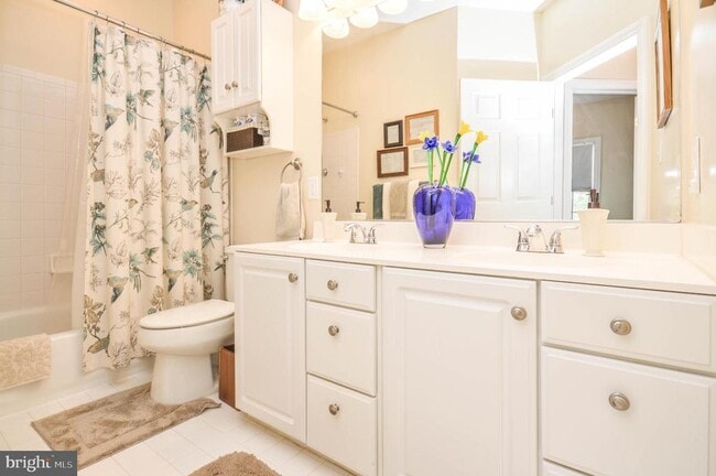 Building Photo - 6242 Levi Ct