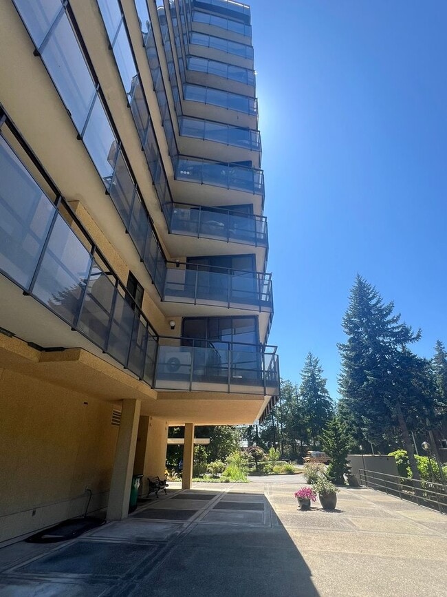 Building Photo - Capitol Lake Towers Condo (#201)