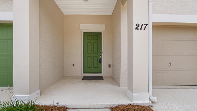 Building Photo - 217 Sand Oak Blvd