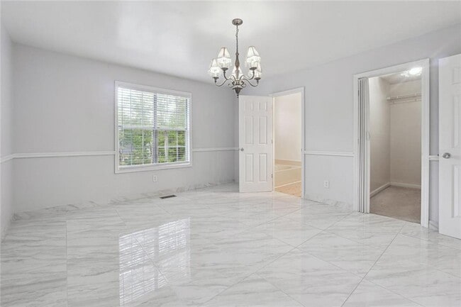 Building Photo - 3149 Lakeview Pkwy