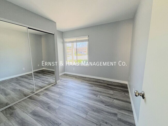 Building Photo - 11353 Agnes St