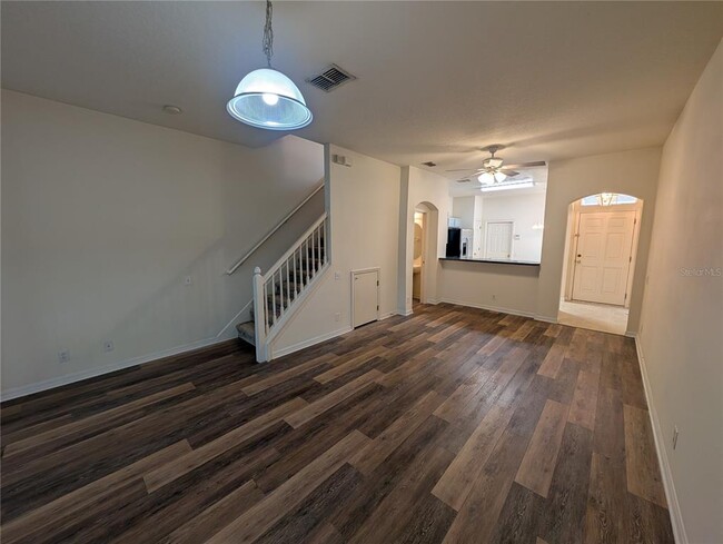 Building Photo - 4210 Bismarck Palm Dr