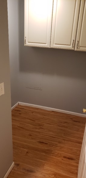 Building Photo - 86 Earlmoor Blvd