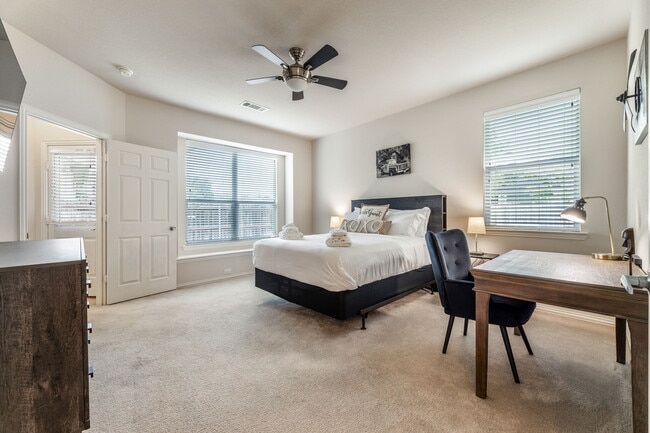 Building Photo - 12044 Ringtail Dr