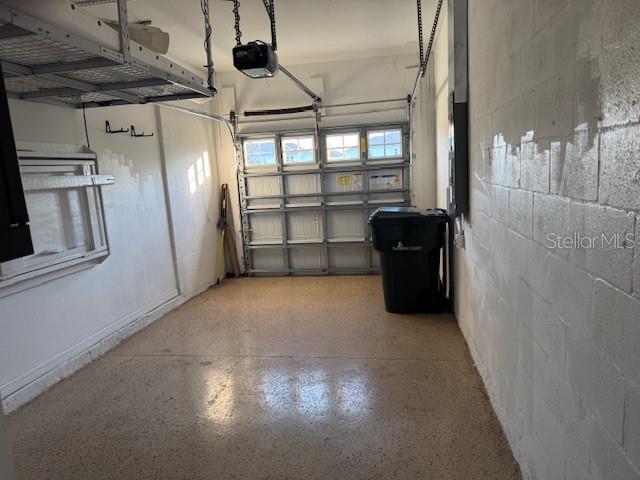 Building Photo - 3040 Via Sienna Cir