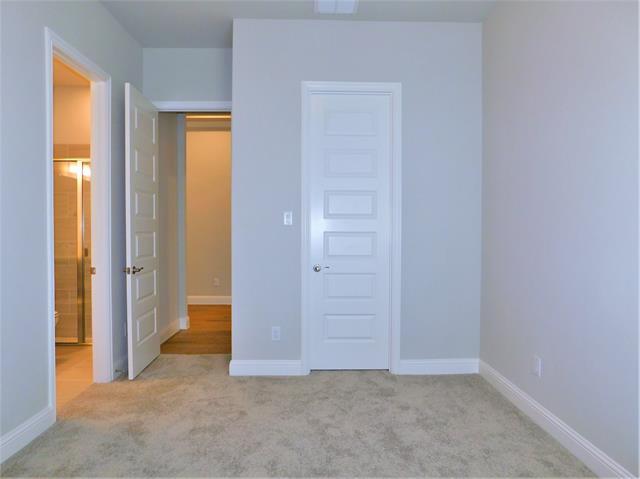 Building Photo - 2709 Finsbury Ct