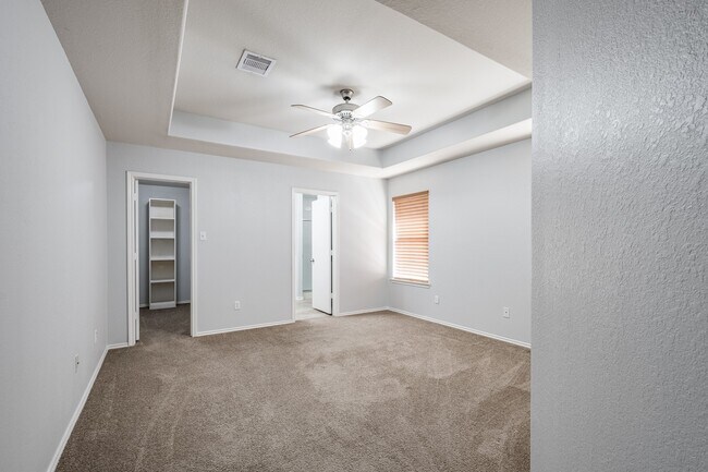 Building Photo - 4523 Bridgevillage Dr