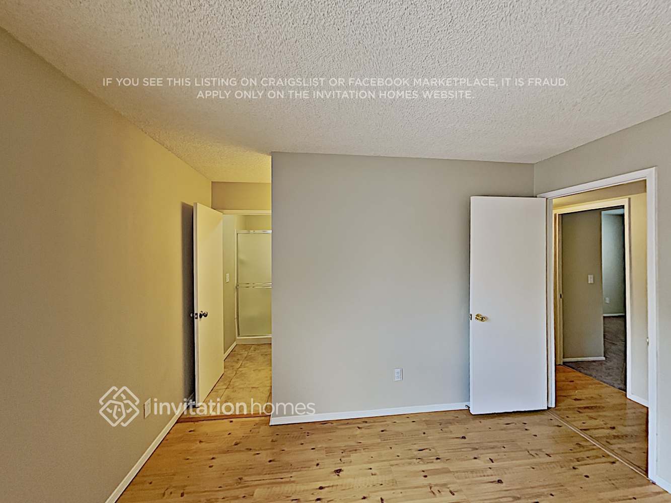 Building Photo - 2802 W Vista Ave