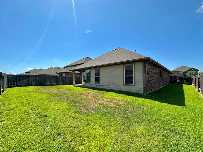 Building Photo - 28707 Forest Pass Ln