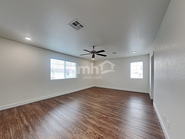 Building Photo - 1714 Viaggio Ave