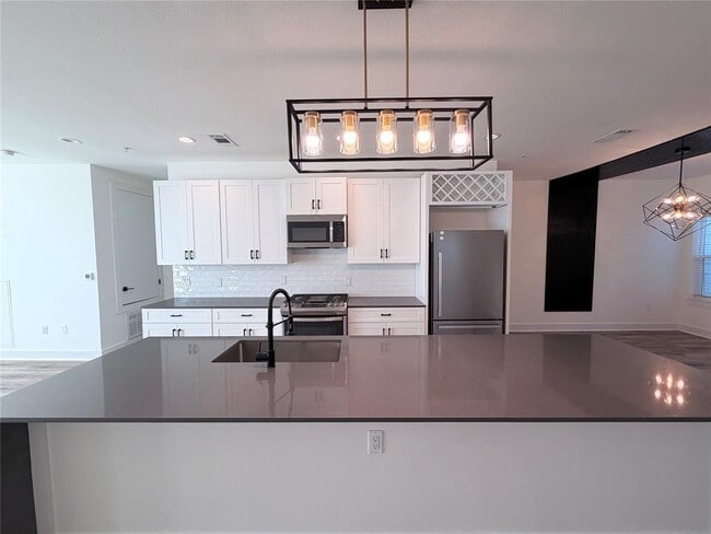 Building Photo - 1417 Kramer Ln