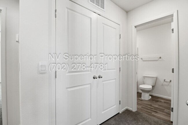 Building Photo - Aliante!! Never lived in!!! Gated!! Community Pool!!! Playground!! 2 Car Garage!! Tankless Hot wa...