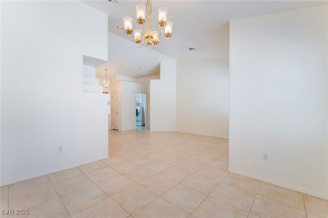 Building Photo - 5124 Appealing Ct