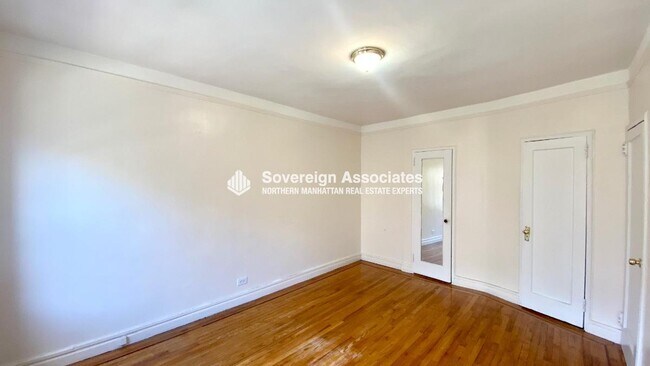 Floorplan - 4700 Broadway