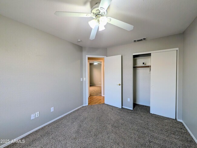 Building Photo - 8639 W Fullam St