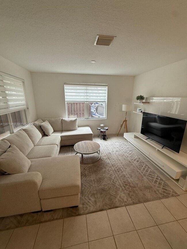 Building Photo - 11186 NW 73rd Terrace