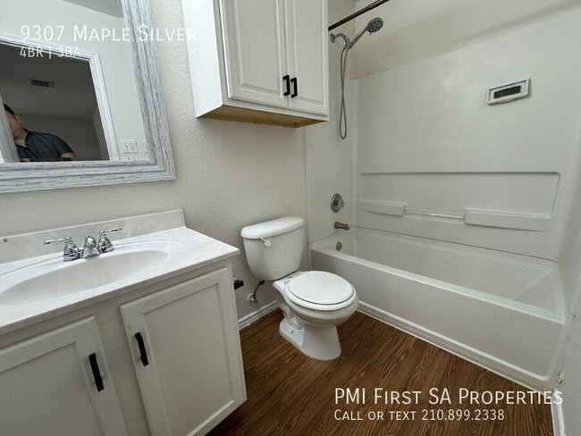 Building Photo - 9307 Maple Silver