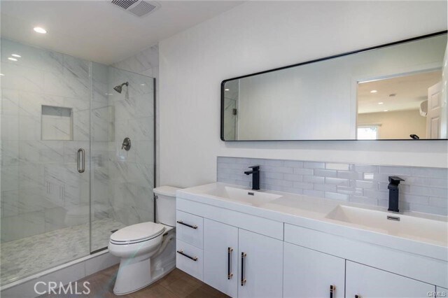 Building Photo - 5457 Beckford Ave
