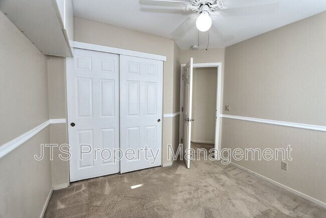 Building Photo - 8847 Mossburn Way