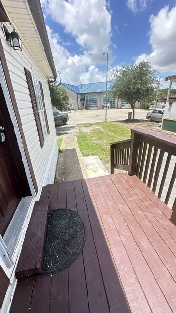 Building Photo - 515 Cruse Dr