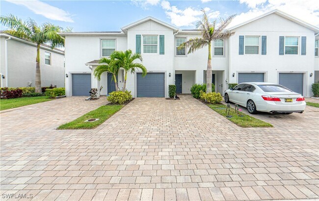 Primary Photo - 15091 Wildflower Cir